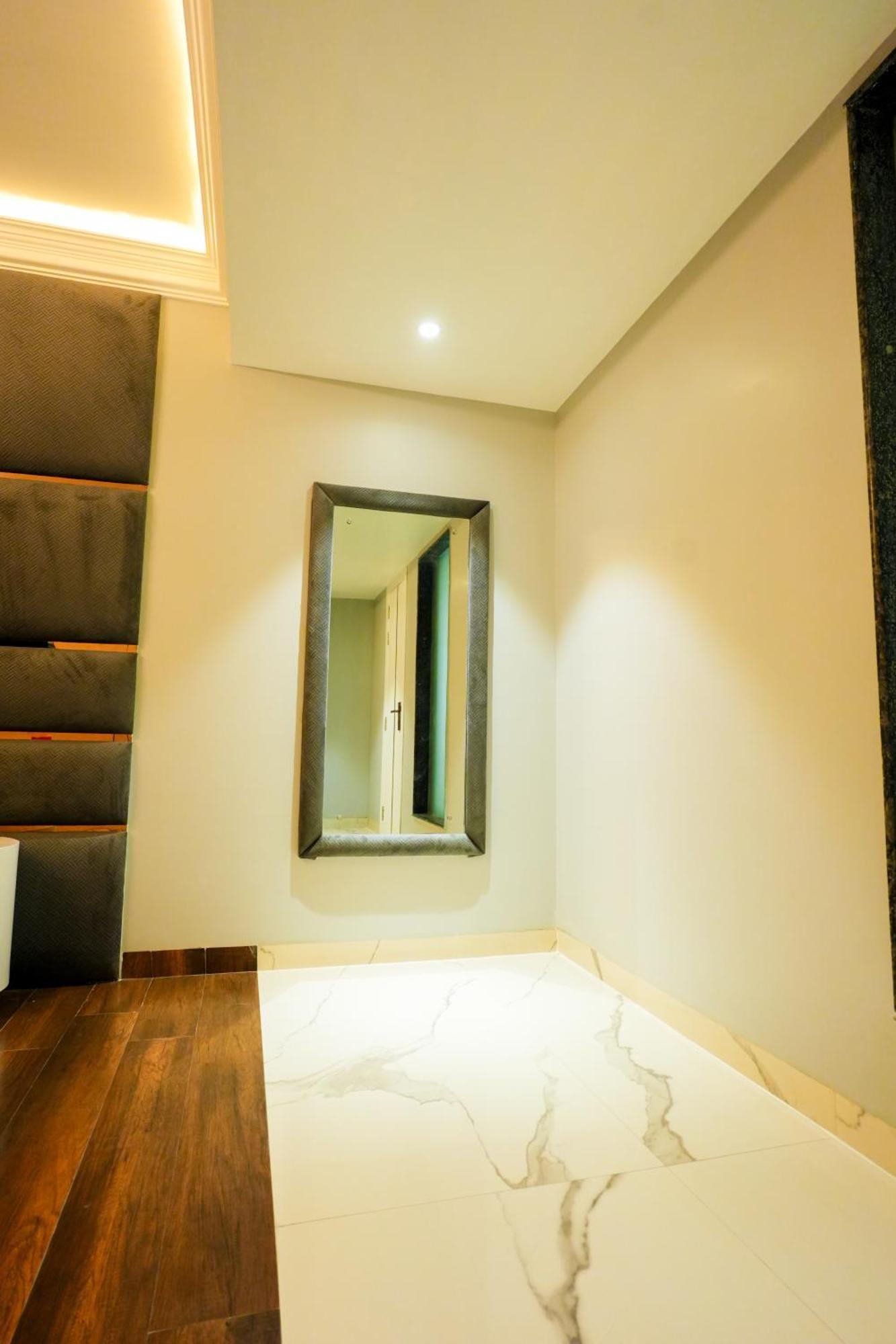 Hotel Adsan Heights Gajraula المظهر الخارجي الصورة